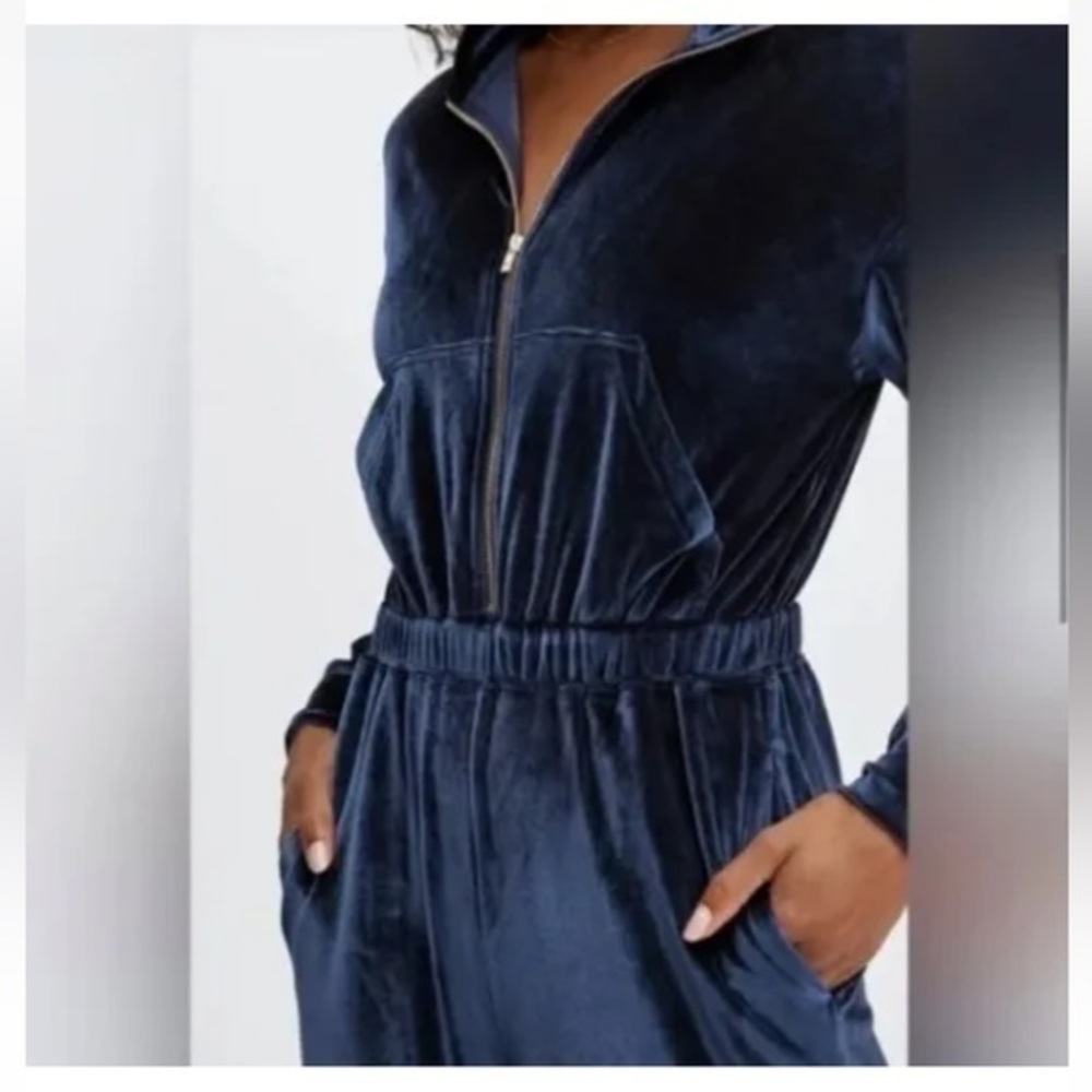 Fabletics navy blue zip up velvet jumpsuit